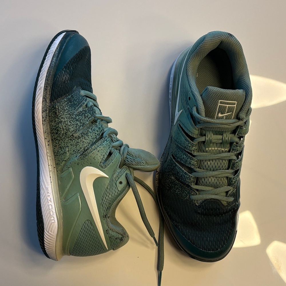 Nike Women's Air Zoom Vapor X HC Healing Jade Tennis Shoes